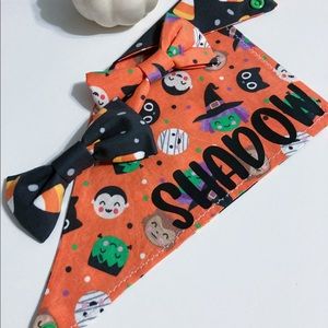 Handmade reversible Halloween pet bandana with pets name blushpawtique.com